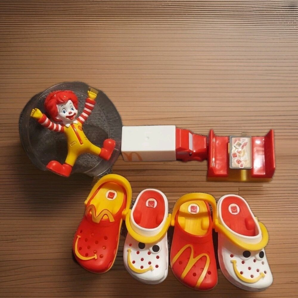 McDonalds Kids Happy Meal Toys 4 Crocs Ronald McDonald Truck Booth Fast Food